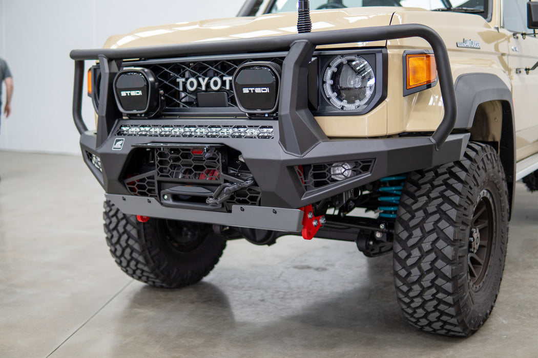 OFFROAD ANIMAL TORO BULL BAR, SUITABLE FOR SINGLE CAB (FACELIFT) TOYOTA LAND CRUISER 79 SERIES, 2024 ON