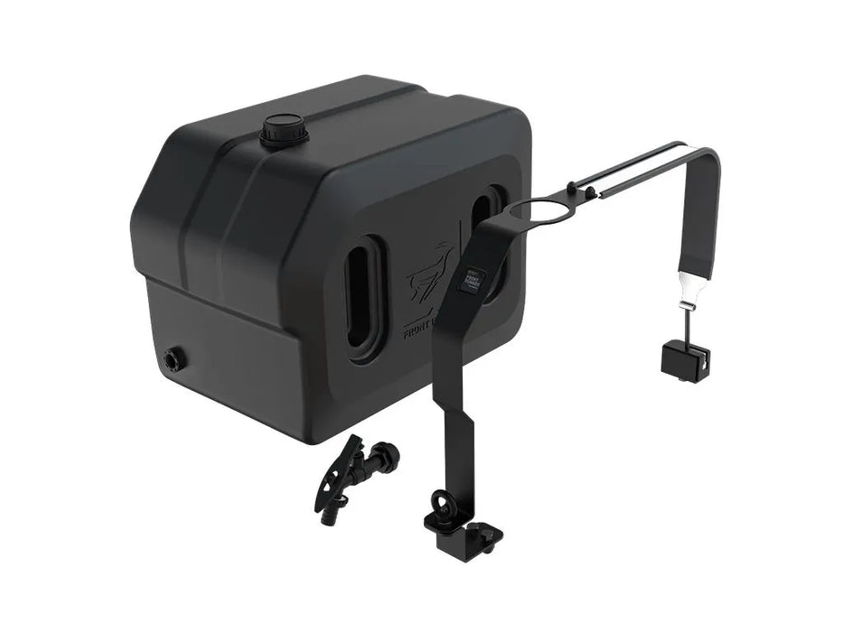 PRO WATER TANK WITH MOUNTING SYSTEM / 42L