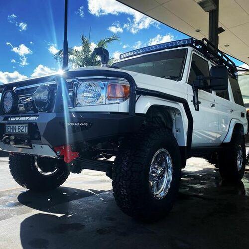 OFFROAD ANIMAL ROCK SLIDERS WITH SCRUB RAILS, SUITABLE FOR TOYOTA LAND CRUISER 79 SERIES, 2007 ON