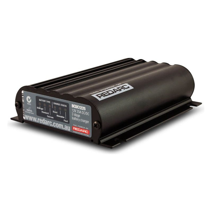 REDARC BCDC1225D IN-VEHICLE BATTERY CHARGER