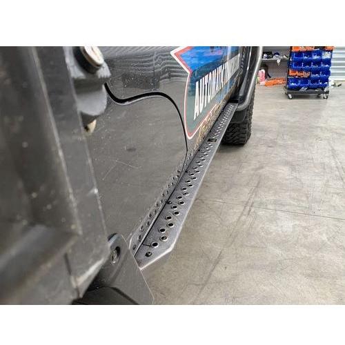 OFFROAD ANIMAL ROCK SLIDERS, SUITABLE FOR TOYOTA LAND CRUISER 79 SERIES, 2007 ON