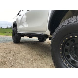 PHAT BARS ROCK SLIDERS/SIDE STEPS- TOYOTA HILUX N80 (2015-ON)