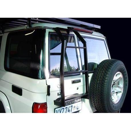 TOYOTA LAND CRUISER 76 LADDER - BY FRONT RUNNER